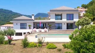  Proprit/chteau  vendre 5 pices 225 m