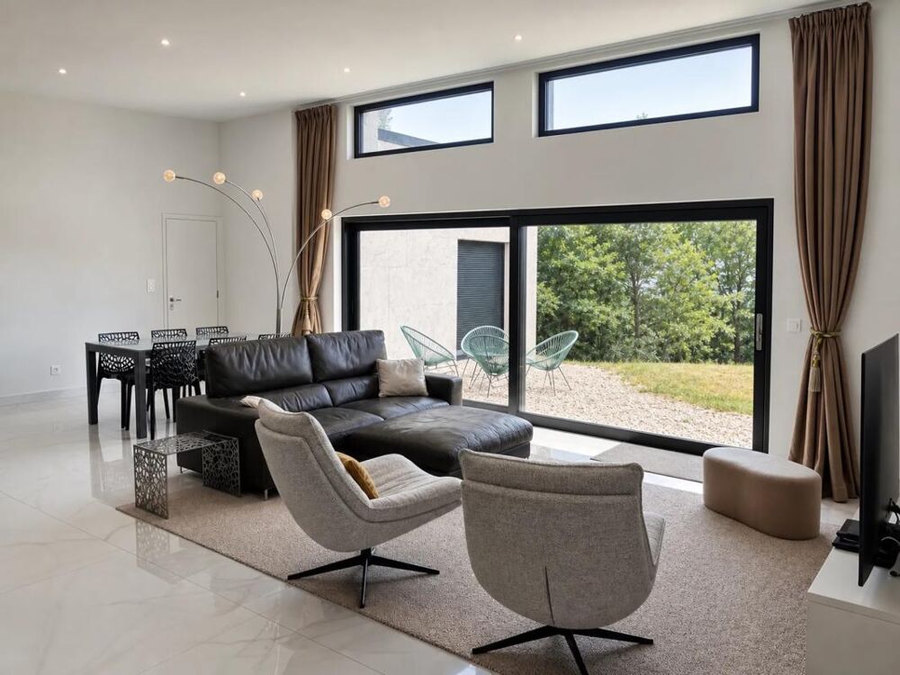 Villa Haut de gamme de 167 m² avec terrain de 4800 m2 à Villespy