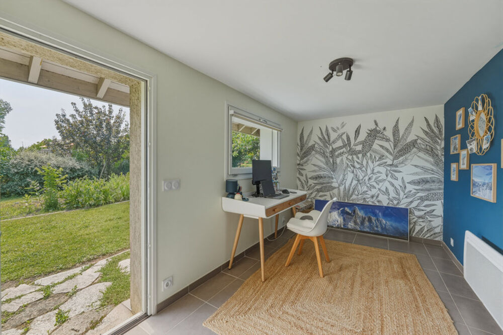 à vendre  Maison Prévessin-Moëns (01280)