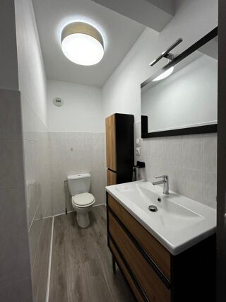  Appartement à louer 2 pièces 47 m²