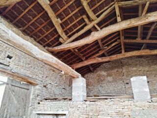  Remise / Grange � vendre 1 pi�ce 150 m� Ozenay