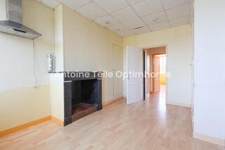 Immeuble à vendre 14 pièces 255 m²