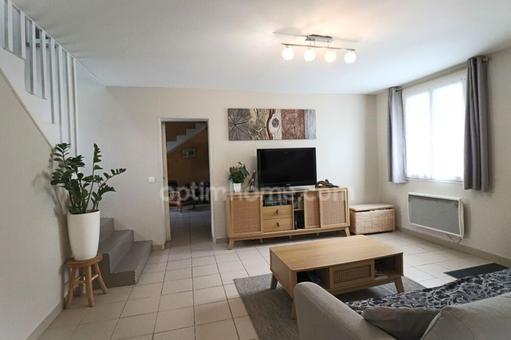 Vente Maison Maison 9 pièces avec jardin, garage et dépendance Longperrier