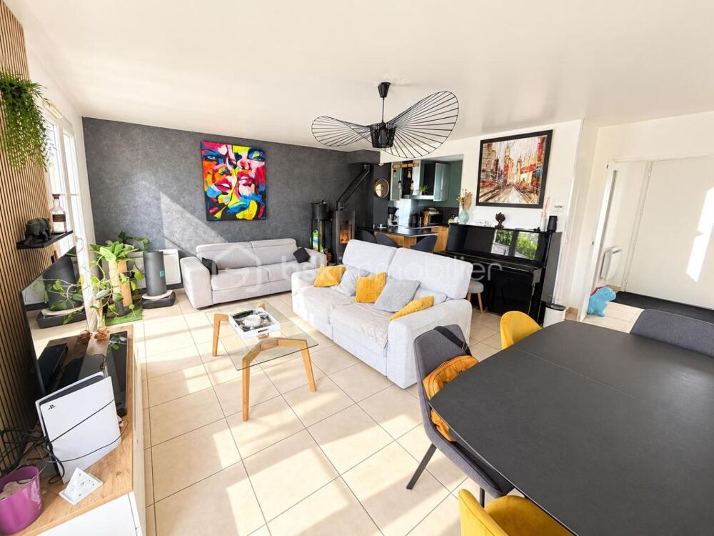 BAILLY-ROMAINVILLIERS  MAISON F5  4 CHAMBRES  JARDIN  GARAGE  CENTRE-VILLE