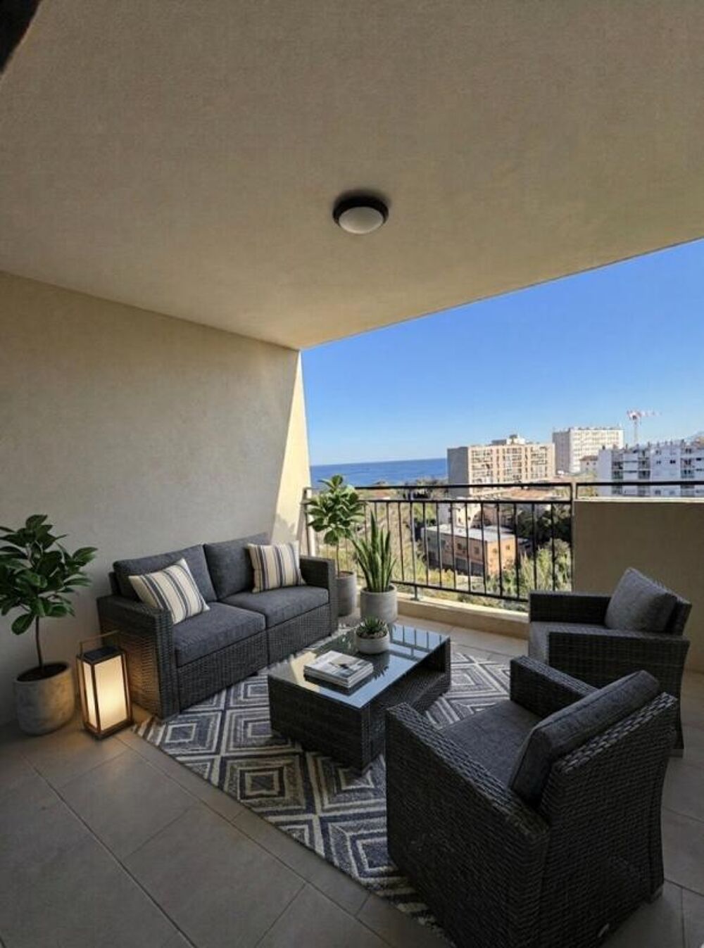 Vente Appartement -BASTIA- APPARTEMENT T2  MEUBLE -TERRASSE 10M² VUE MER Bastia