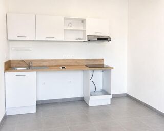  Appartement à louer 2 pièces 38 m²