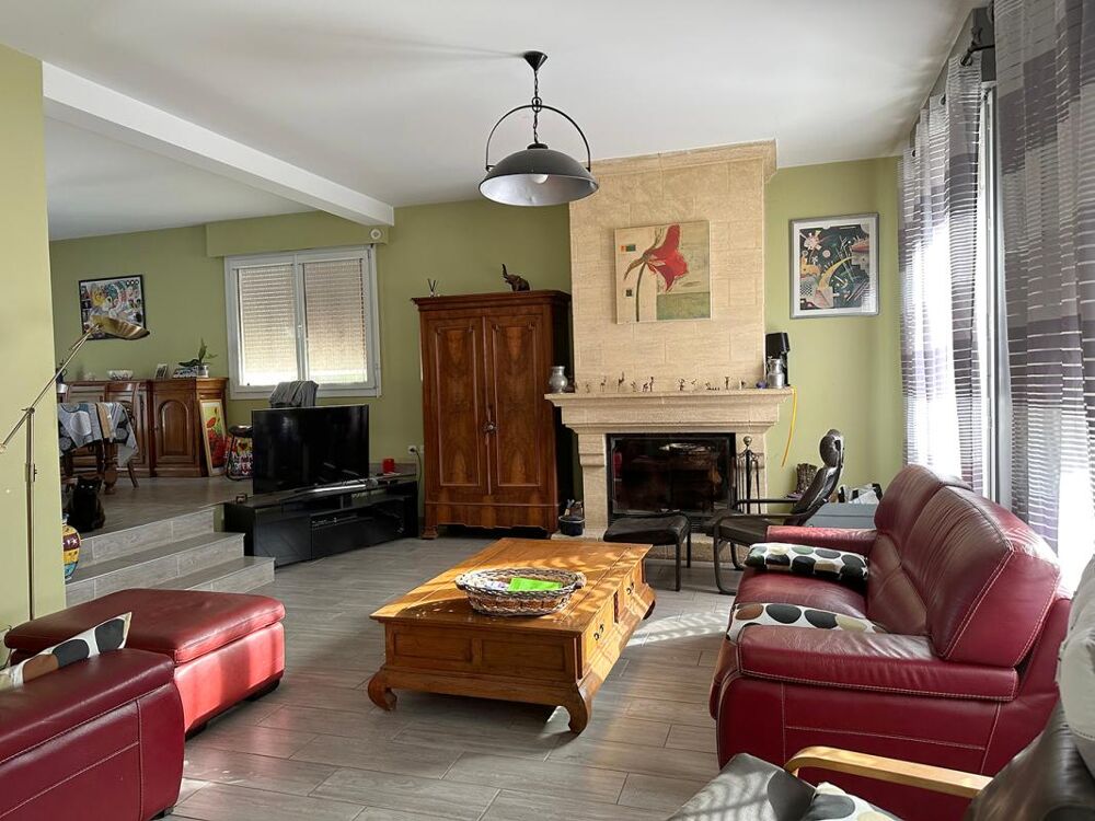 Maison indépendante de 180 m2 avec terrain de 1582 m2