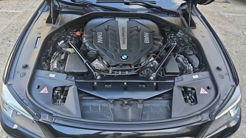 S&eacute;rie 7 750i xDrive 450 V8 BVA8 Luxe 2012 occasion 95280 Beaumont Sur Oise