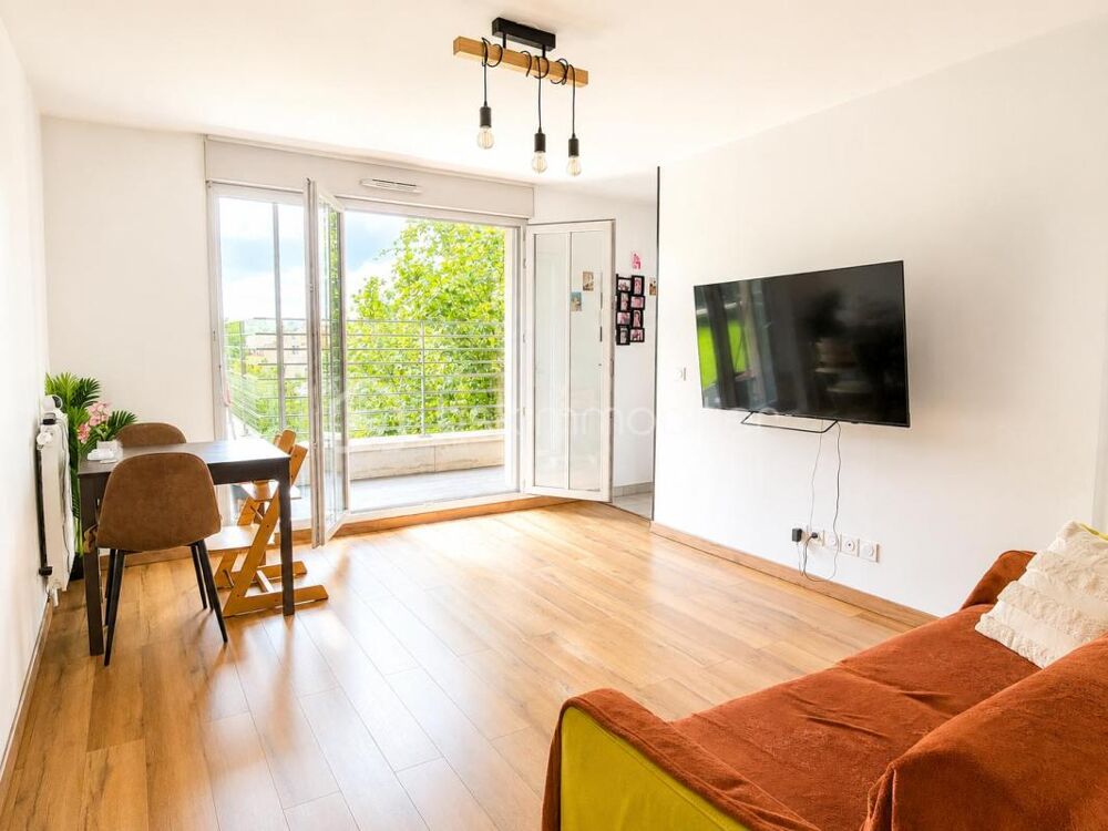 Vente Appartement Terrasse xxl de 80m2, sur Ligne 11, vue Panoramique, Soleil ! Résidence récente! Noisy le sec