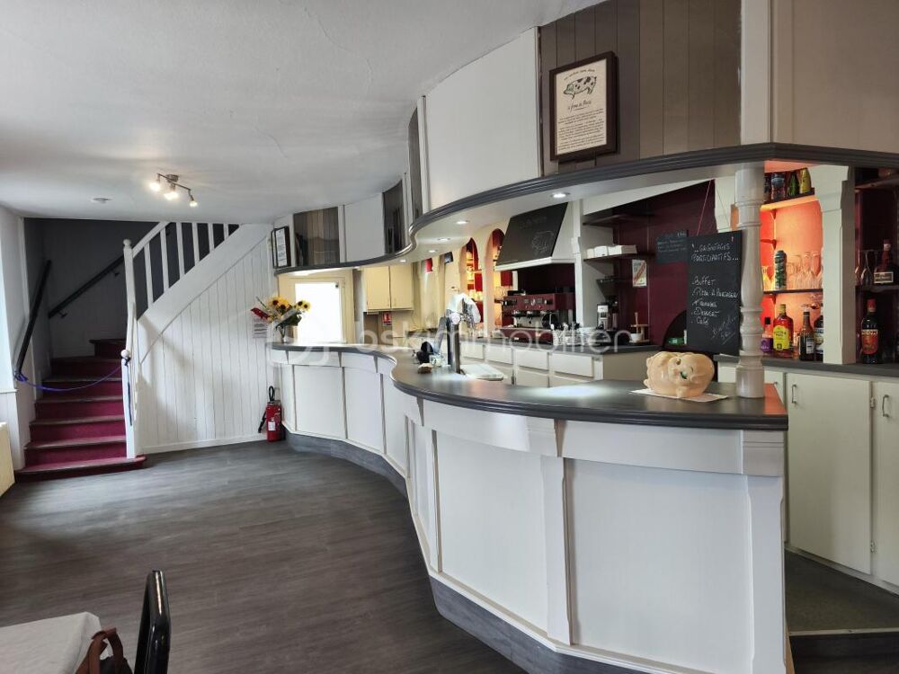 Vente Maison Local commercial 275 m² sur terrain de 1209 m² Chavagne 35310 Chavagne