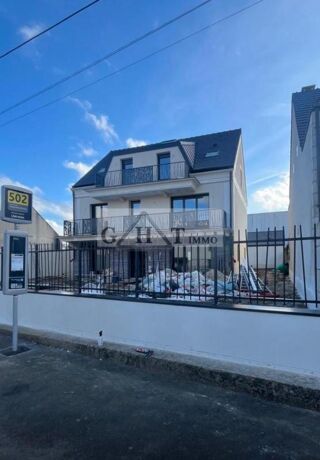  Immeuble à vendre 256 m² Pontault combault