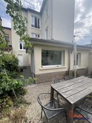  Immeuble à vendre 200 m²