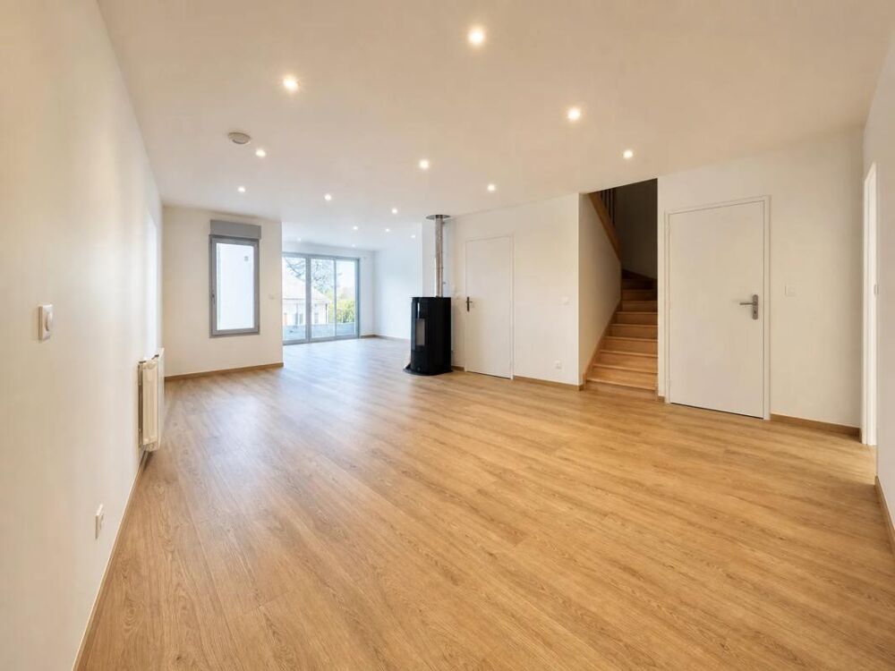 Vente Maison Maison de 5 pièces de 140 m² à Bois-le-Roi Bois le roi