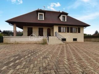  Maison à vendre 7 pièces 234 m²