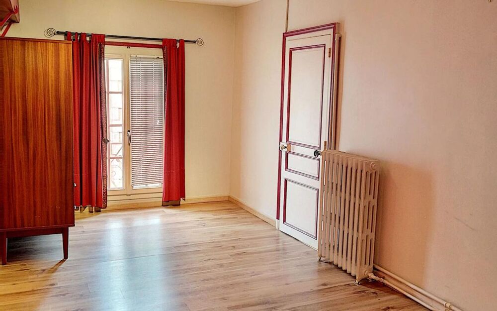 Vente Maison Maison 146 m² + Boutique - Centre de Mazangé - Fort potentiel Mazange