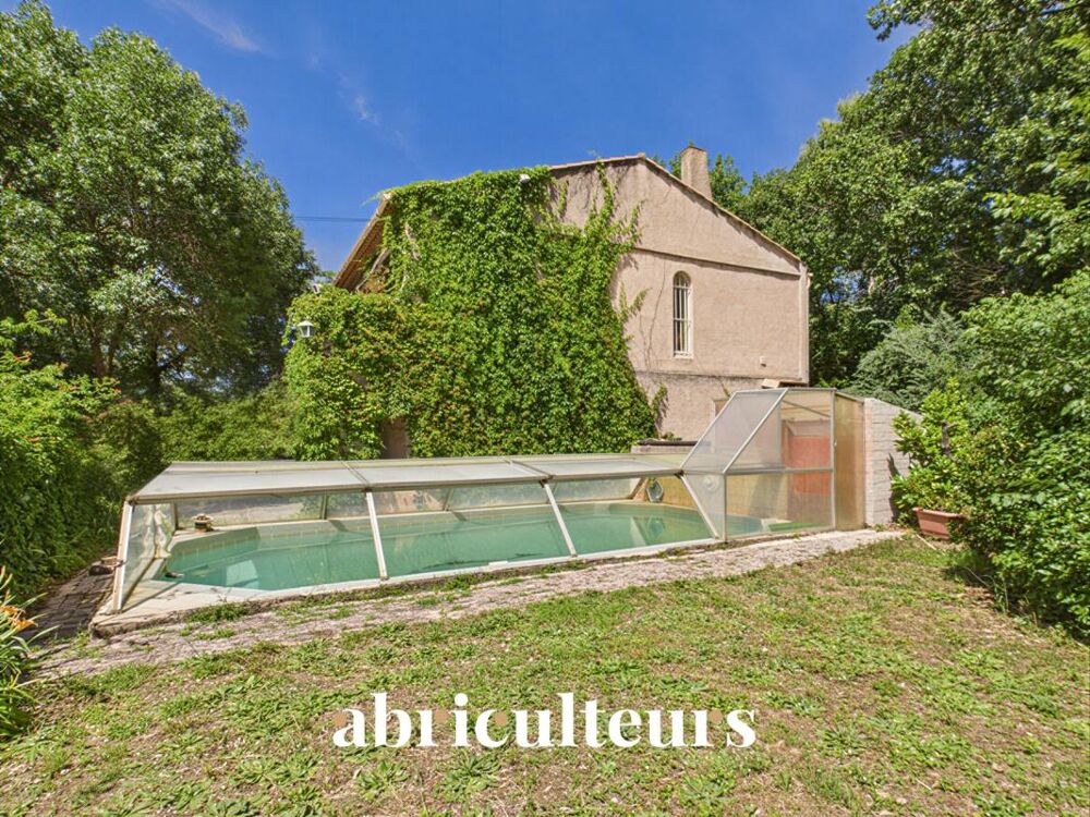 Maison familiale de 170 m² à fort potentiel  Aix en Provence ( Pont des 3 Sautets)