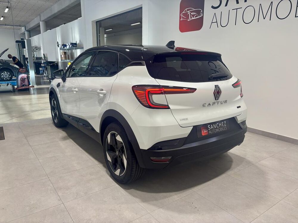 Captur II (2) 1.8 E-TECH FULL HYBRID 160 BA TECHNO 2026 occasion 52000 Chamarandes-Choignes