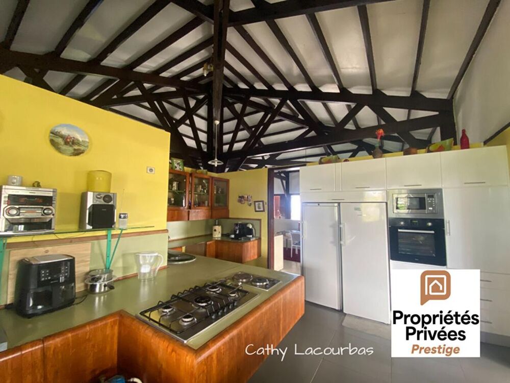 � vendre  Villa Petit-Bourg (97170)