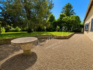  Maison � vendre 6 pi�ces 220 m�