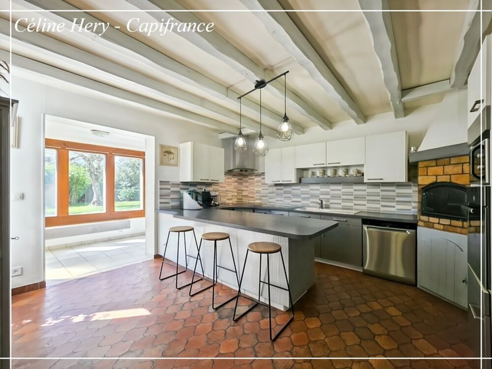 Propriété à vendre 8 pièces HERMERAY (78)