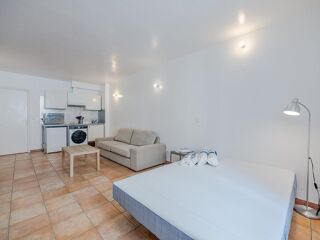  Appartement à louer 1 pièce 27 m²