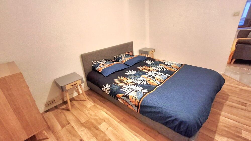 Location Appartement Appartement de 42m2 à louer sur Saint-Sauveur-en-Rue Saint sauveur en rue