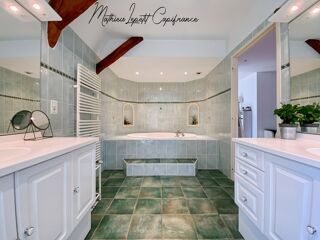  Maison � vendre 9 pi�ces 270 m�