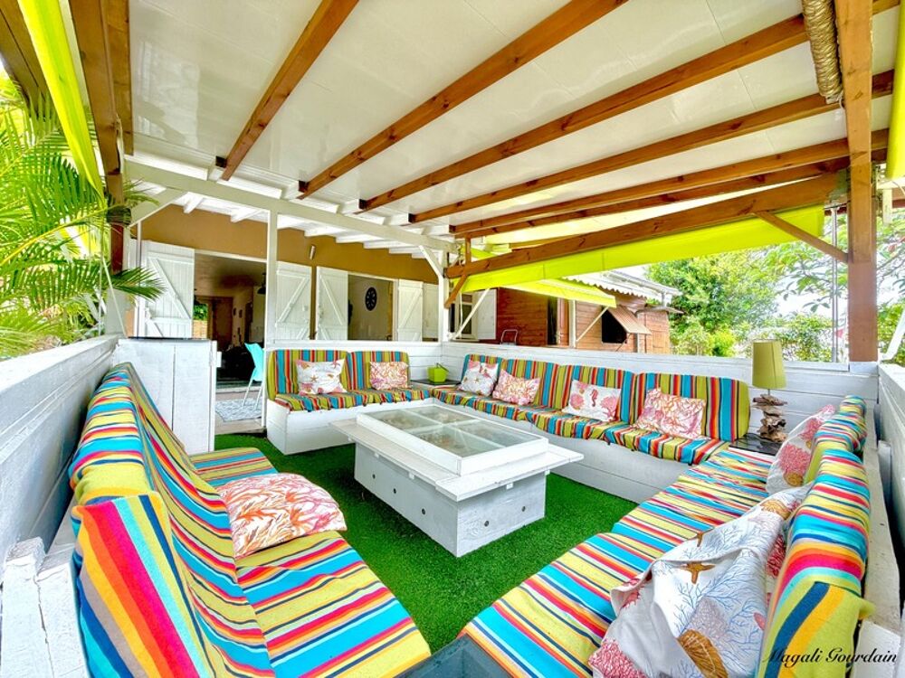 Maison 4 pièces 87 m² · à Sainte Anne · 87 m² · 330 000 €