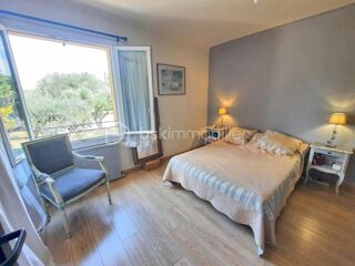 Vente Duplex/Triplex Appartement duplex 'clés-en-mains' 114 m² utiles + parking Frejus
