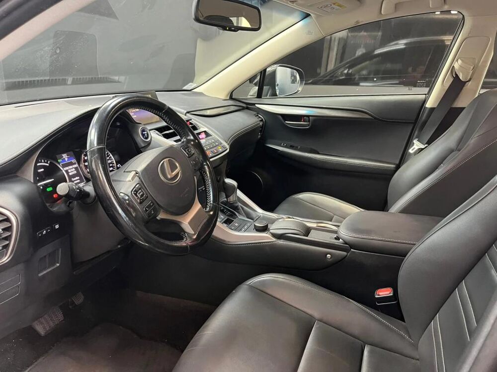 NX 300 h SPORT EDITION 2017 occasion 06700 Saint Laurent Du Var