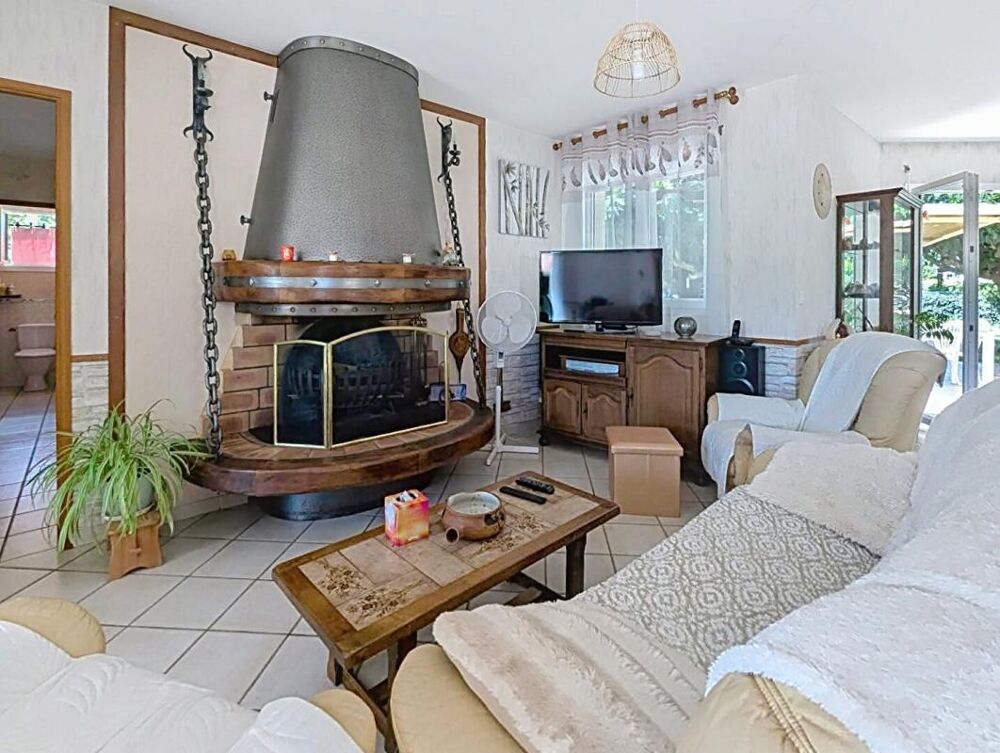 Maison Lugos 6 pièce(s) 143.03 m2
