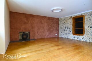  Maison  vendre 4 pices 241 m