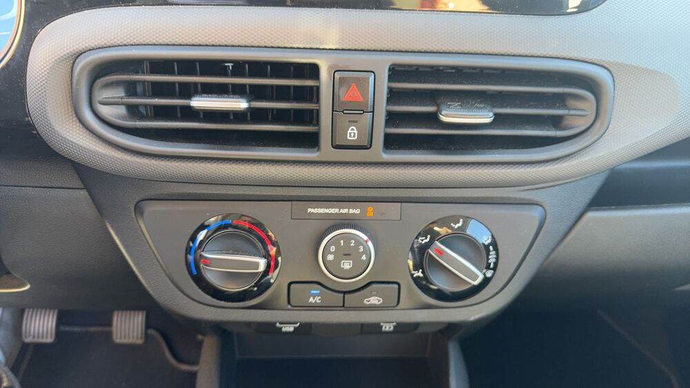 i10 1.0i 67 Intuitive - Entretien constructeur 2024 occasion 32400 Riscle