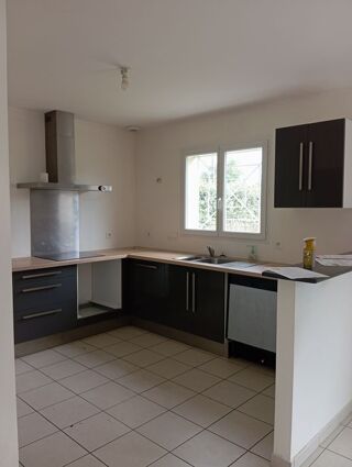  Maison à louer 4 pièces 92 m²