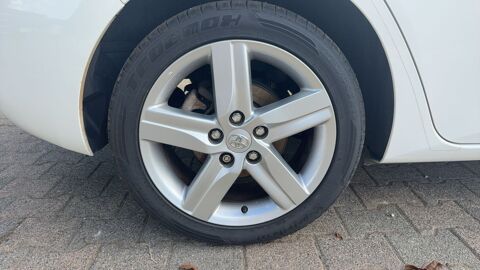 Auris 2.0 D-4D 124 Edition Style 2013 occasion 09200 Saint Girons