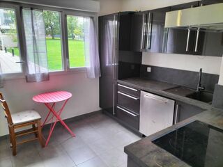  Appartement à louer 3 pièces 63 m²