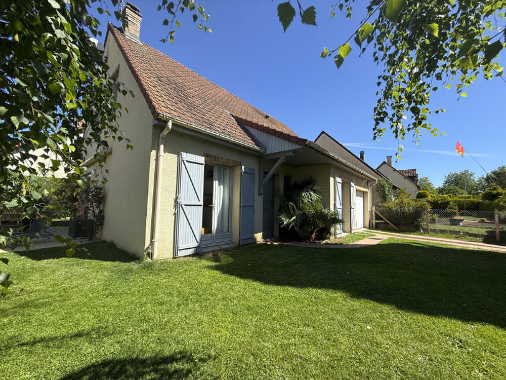 Maison familiale 6 pièces de 128 m² avec terrasse, garage et atelier-BELBEUF (76)