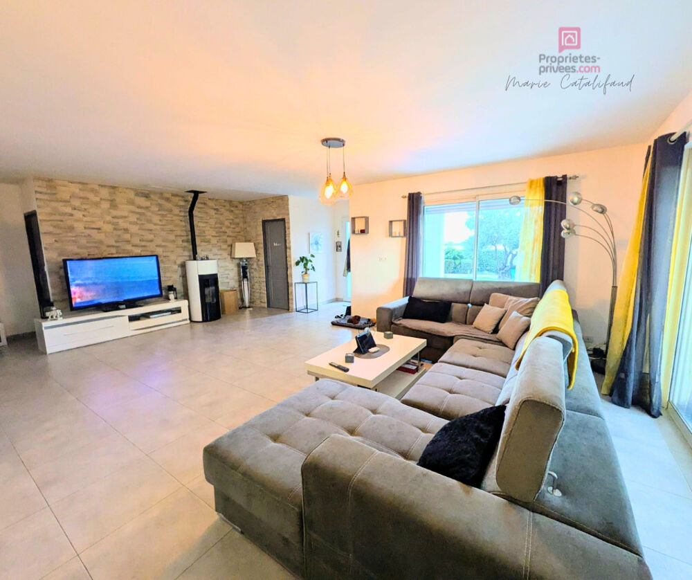 Vente Maison MAISON PLAIN-PIED 4 PIÈCES AVEC PISCINE ? TERRAIN 1500 M² Le muy