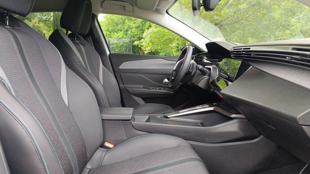 308 1.2 Hybrid 145 e-DSC6 Allure 2025 occasion 26400 Crest