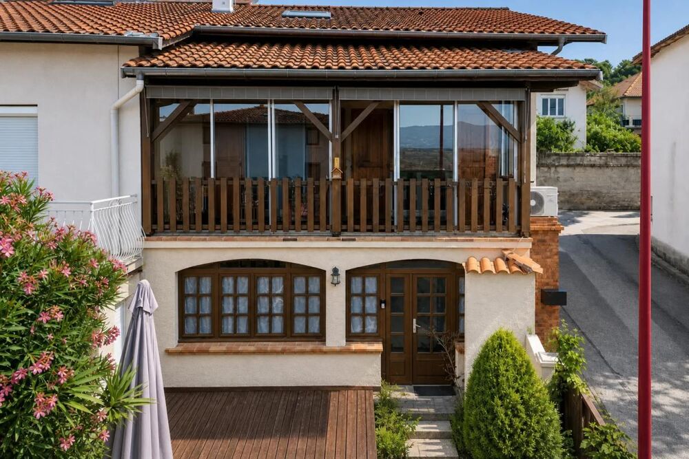 SAINT-CLAIR-DU-RHÔNE  Grande maison familiale de 165 m2