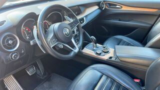 Stelvio 2.0 280 Q4 BVA8 First Edition 2017 occasion 92600 Asnieres Sur Seine