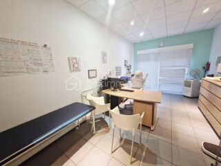  Immeuble � vendre 8 pi�ces 207 m�