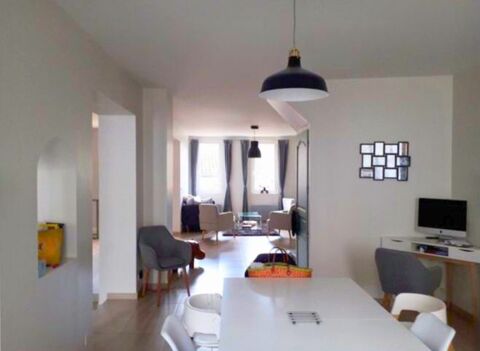  Appartement � louer 6 pi�ces 180 m�