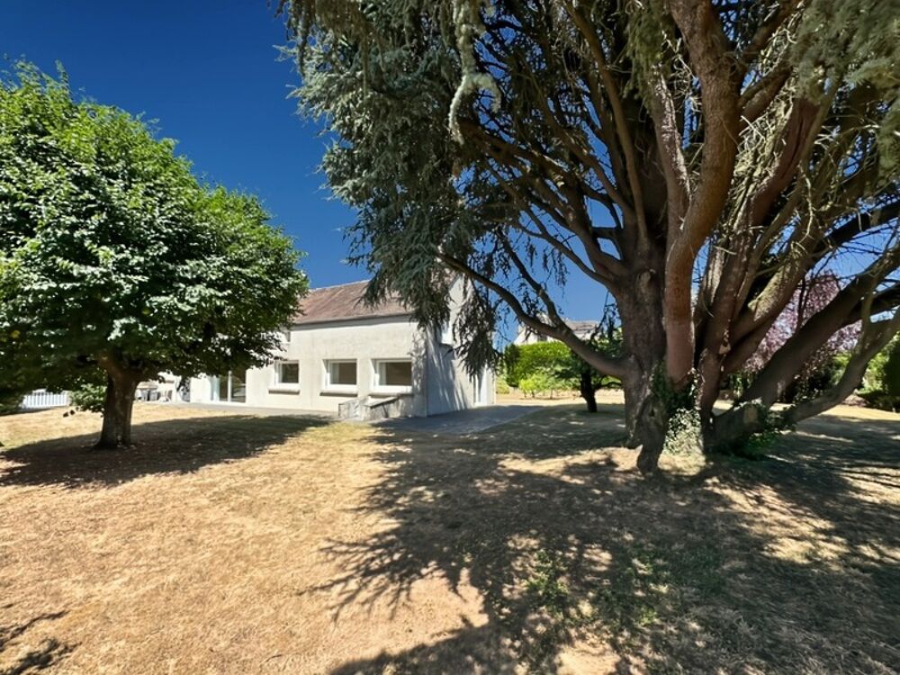 REMAUVILLE (77) Longère authentique de 131 m² sur terrain de 941 m2
