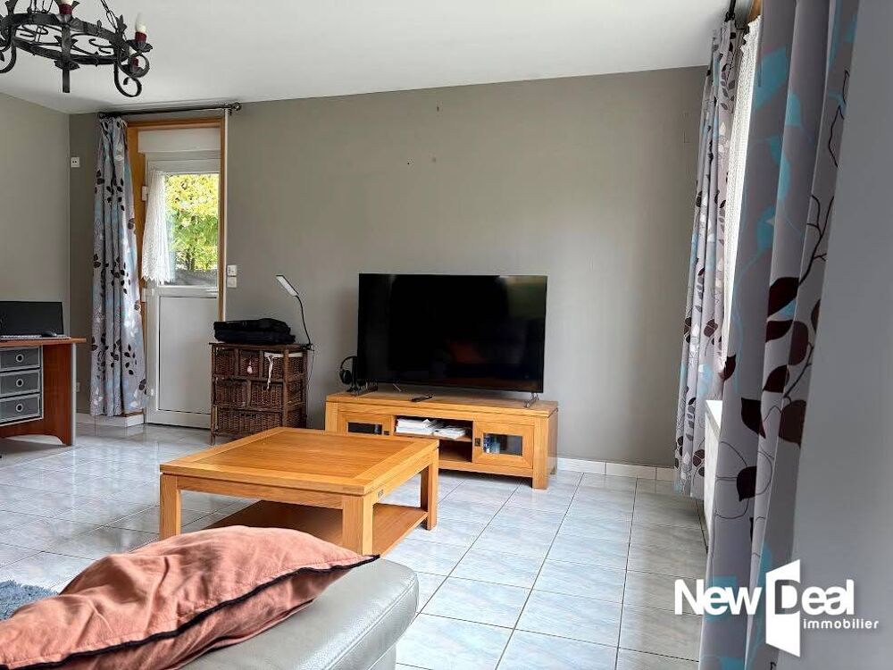 Vente Maison Maison individuelle au calme – 5 chambres + bureau – DPE C Tressin