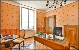  Maison à vendre 10 pièces 246 m²