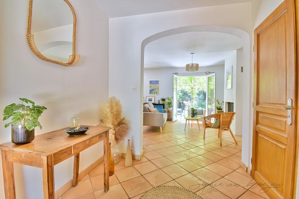 à vendre  Maison Saint-Marc-Jaumegarde (13100)