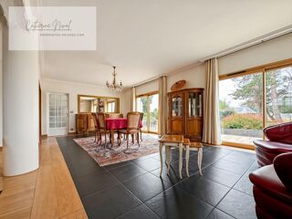  Maison � vendre 9 pi�ces 210 m�