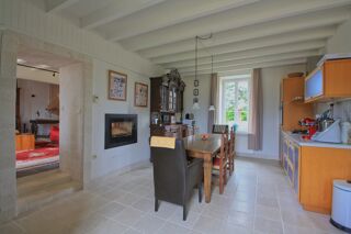  Maison � vendre 15 + pi�ces 320 m�