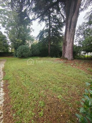  Terrain à vendre 567 m²